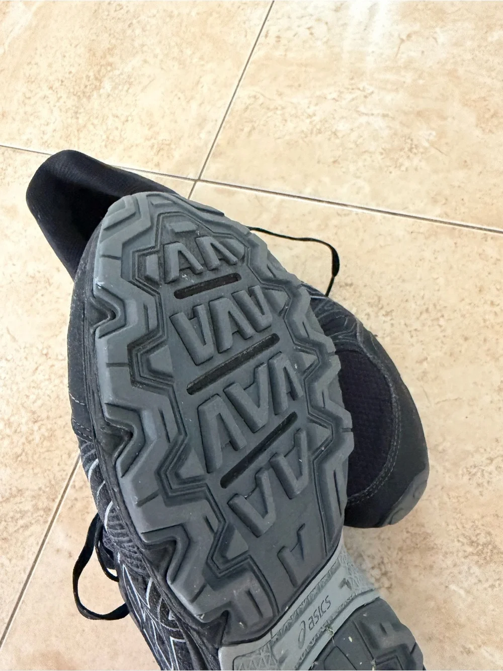 Asics Men's Black Athletic Trail Running Shoes